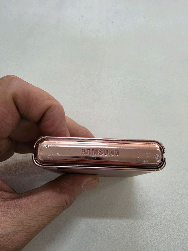 갤럭시 Z플립2 256GB 이미지