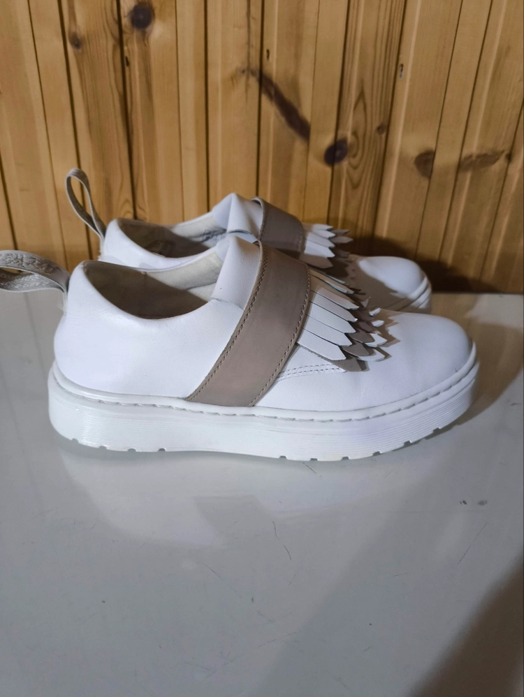 uk3 220mm 닥터마틴 유도라 로퍼 이미지
