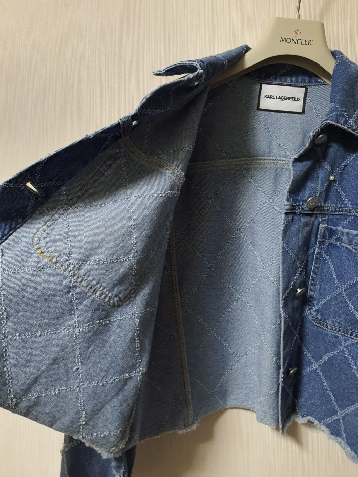 칼라거펠트 진주 디테일 데님 자켓 66사이즈 정품 이미지