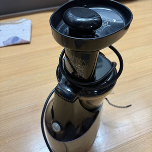 hurom 휴롬 녹즙기 믹서기 판매합니다 이미지
