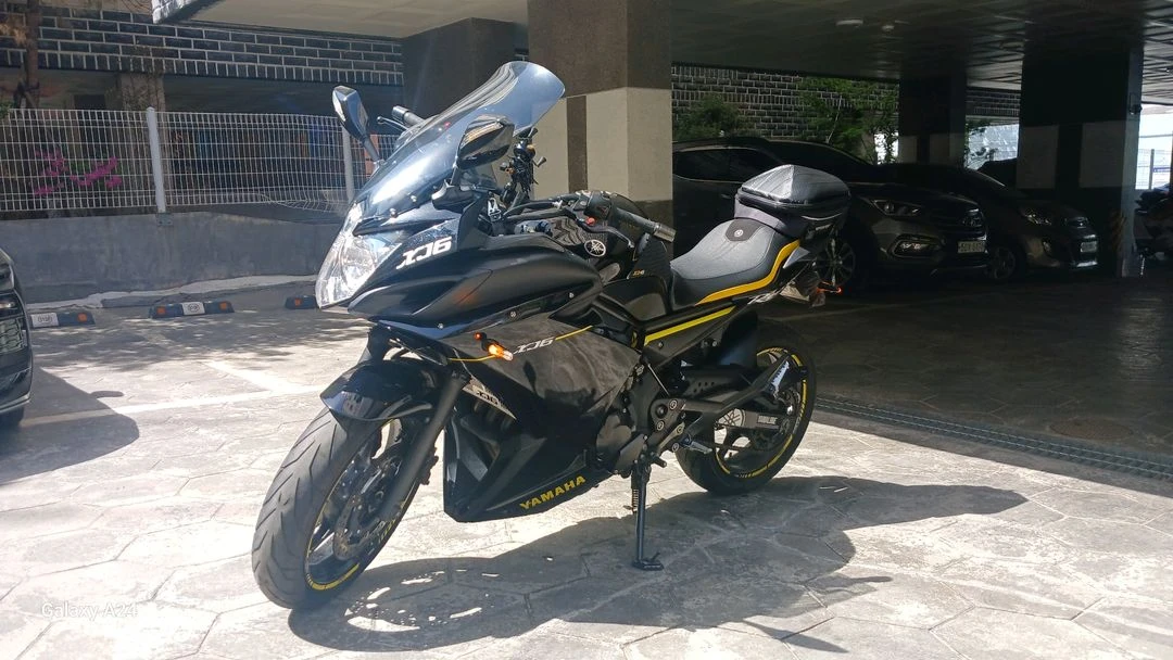 야마하 XJ6 디비전F ABS(R6 4기통 엔진디튠+익실 풀배기시스템 구조변경완료+낮은 시트고 785mm) 이미지