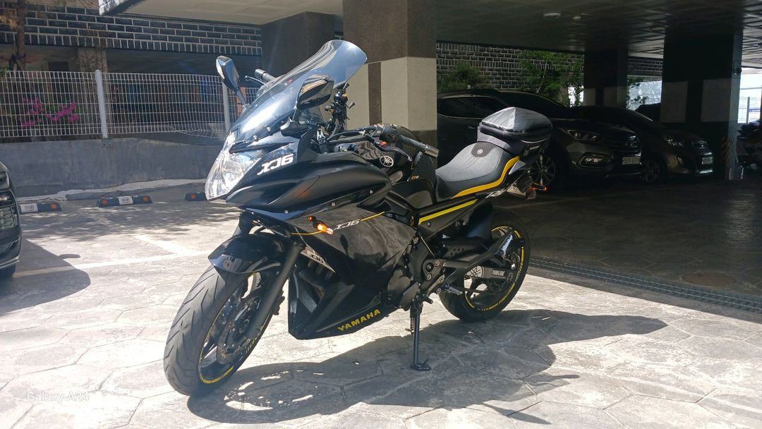 야마하 XJ6 디비전F ABS(익실 풀배기시스템 구조변경완료 +R6 수랭4기통 엔진 디튠+785mm시트고) 이미지