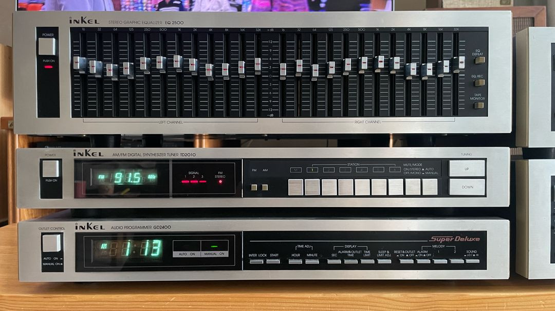 인켈 ad2220 앰프 세트 cd2320 eq2500 td2010 이미지