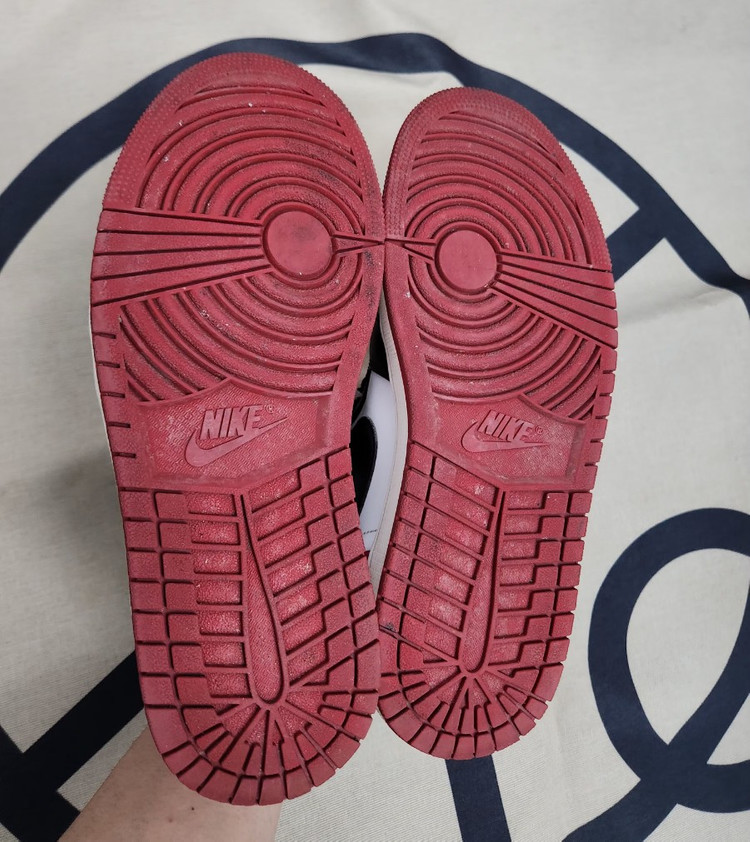 [나이키 에어조던1] 250mm 로우운동화 이미지