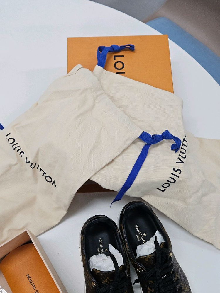 [정품/풀박스] 루이비통 프런트로 모노그램 스니커즈 37사이즈 이미지