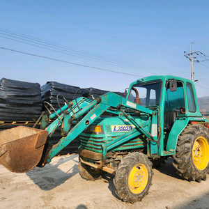 대동트랙터 이미지