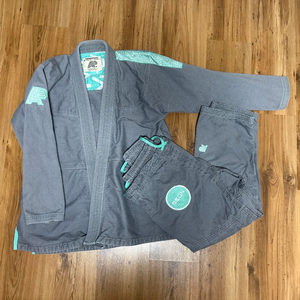 주짓수 도복 AP X 본주짓수 그레이이 A2 이미지