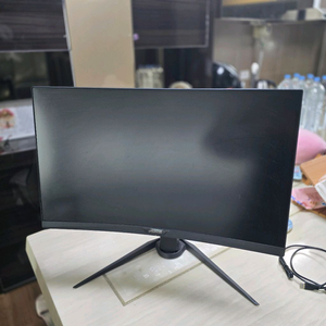 기가바이트 어로스 CV27F 모니터 이미지