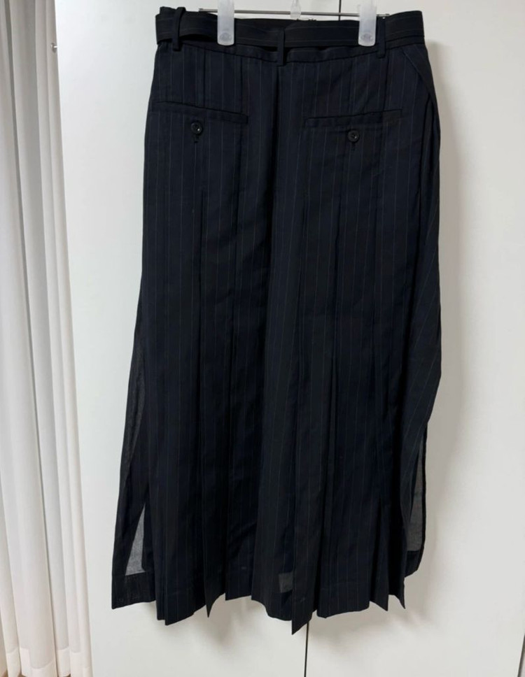 SACAI 사카이 핀 스트라이프 스커트 이미지