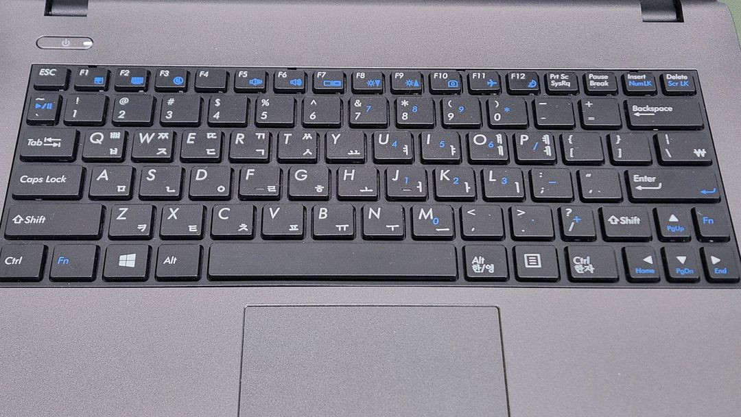 한성 B16 셀레론-6세대 A급 노트북_새배터리 이미지