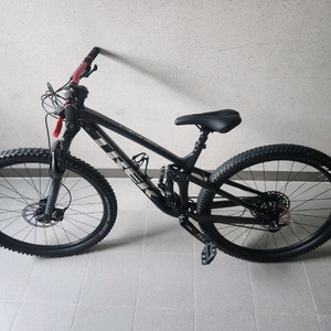 트렉 풀샥 탑퓨얼 8 mtb 자전거 이미지