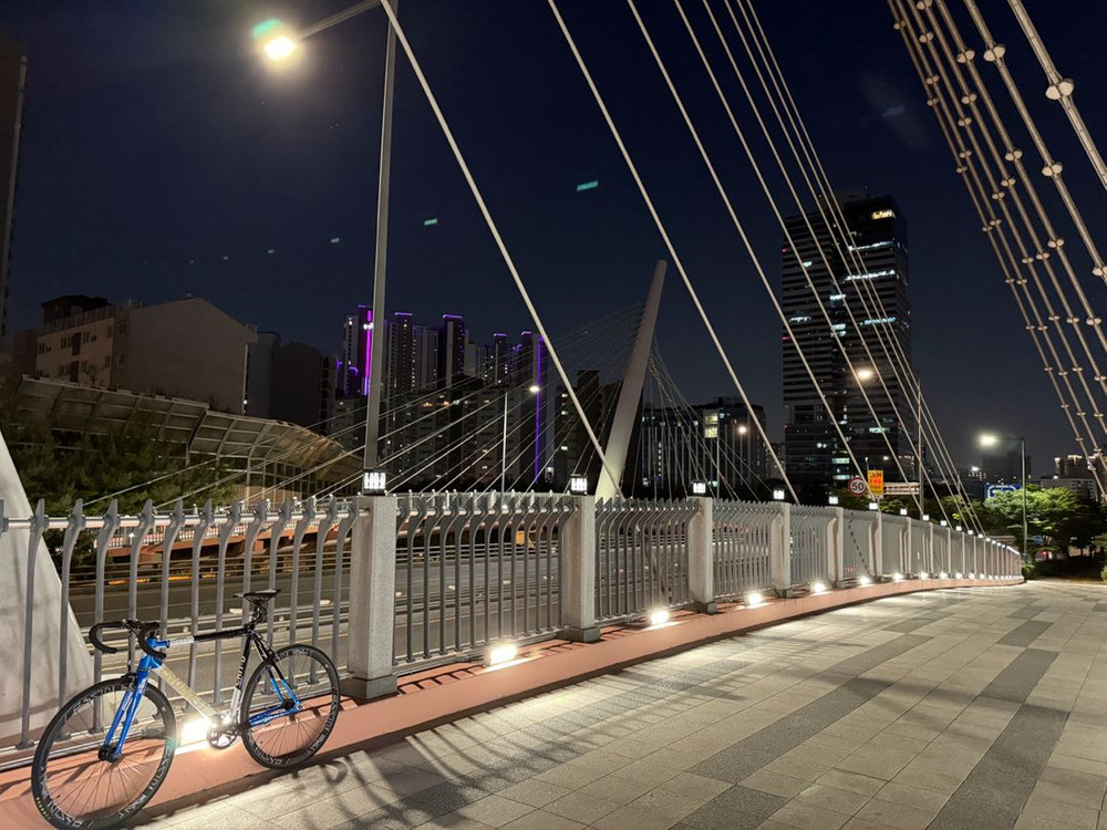 엔진11 크릿디 블루스킨 무하자급 판/대 쿨거시 네고 이미지