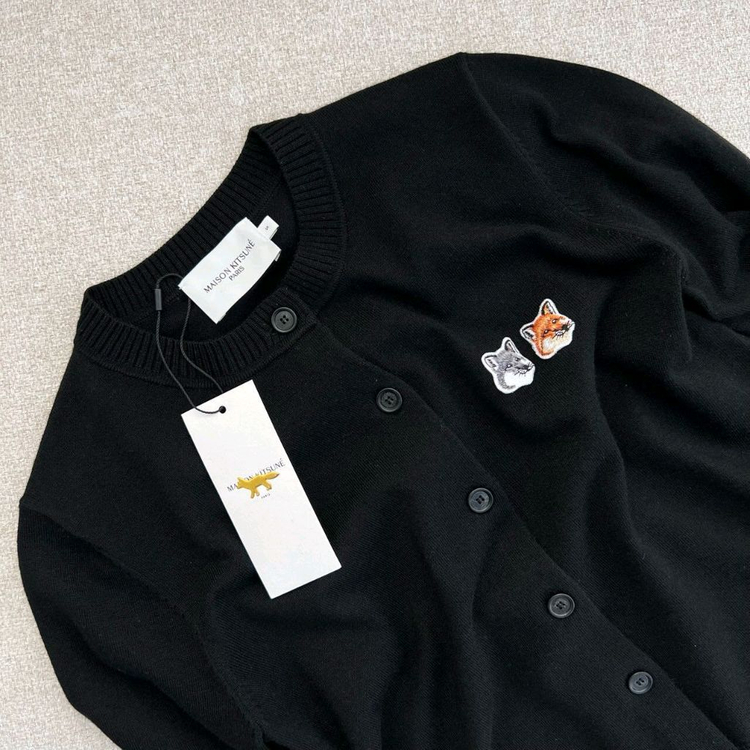 메종키츠네 더블폭스 울 라운드가디건 이미지