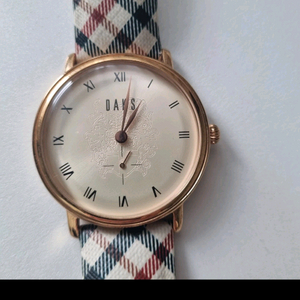 닥스 손목시계 이미지