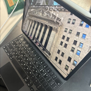 아이패드 프로 11 (2세대) 매직키보드 애플펜슬 이미지