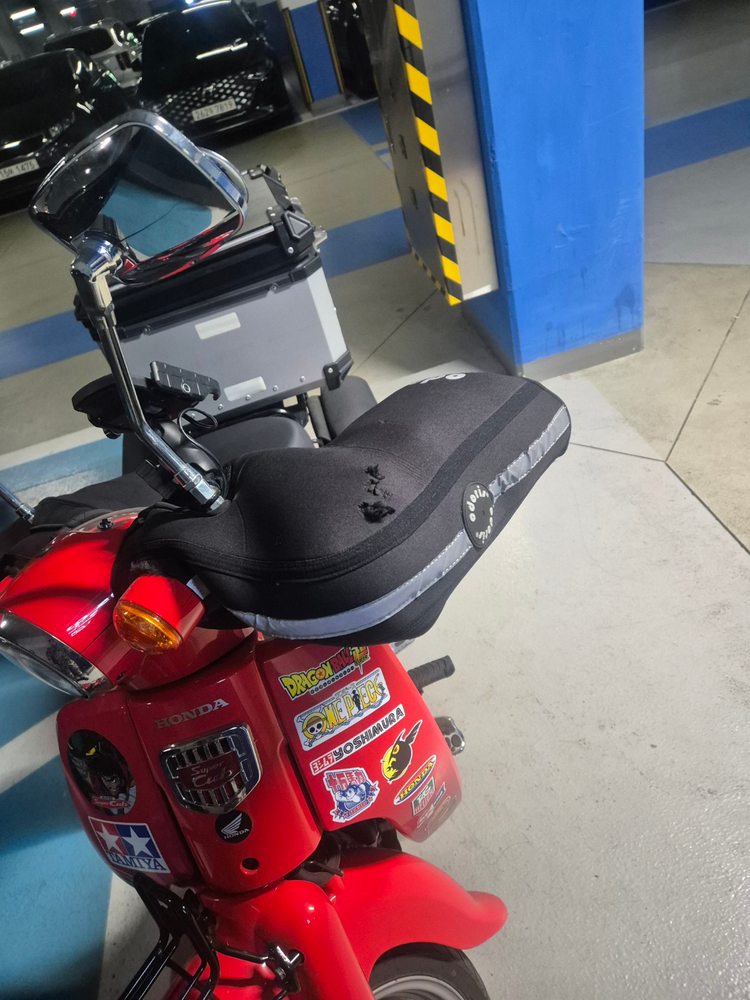 혼다 슈퍼커브 21년식 올레드 배달세팅 완료 차량 판매합니다. 이미지