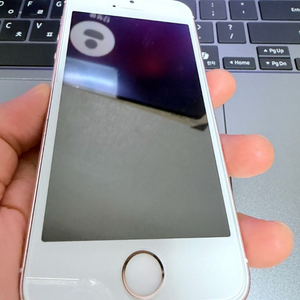 아이폰se1 128GB 이미지