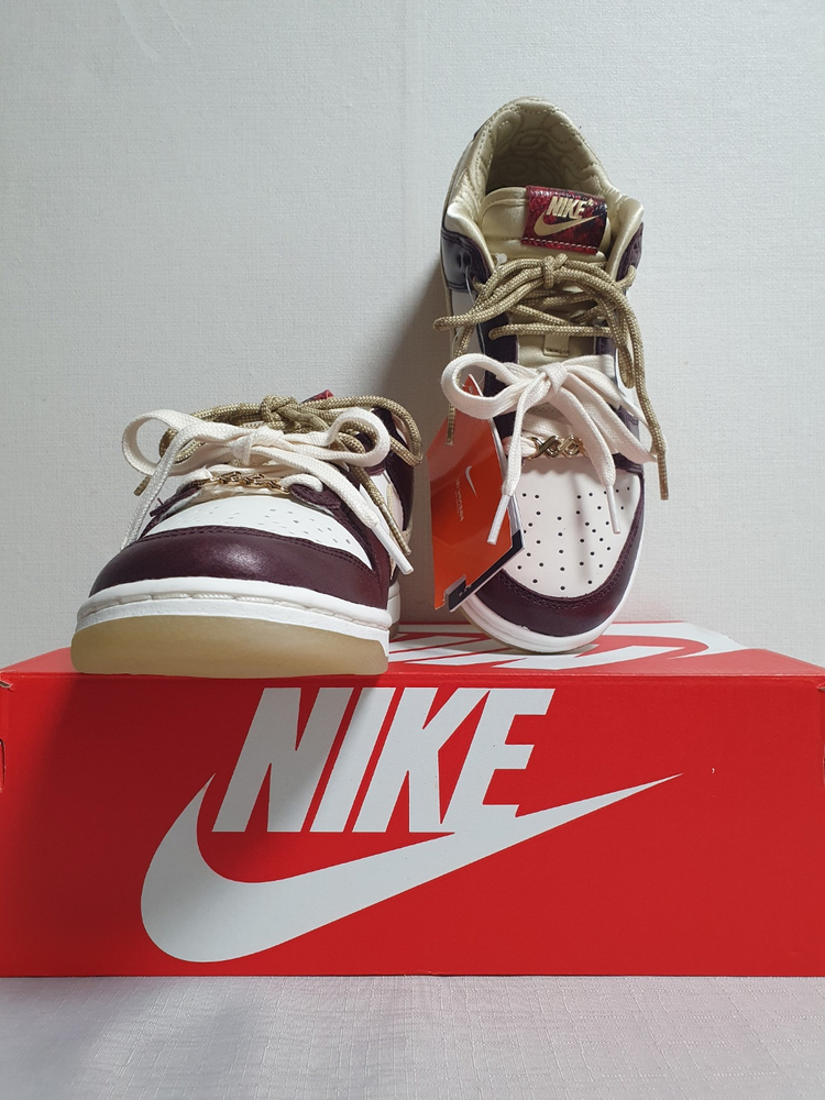 나이키 덩크 로우 LX 240 미사용 새상품 정품 택포 이미지