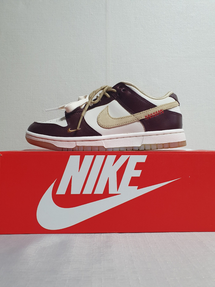 나이키 덩크 로우 LX 240 미사용 새상품 정품 택포 이미지