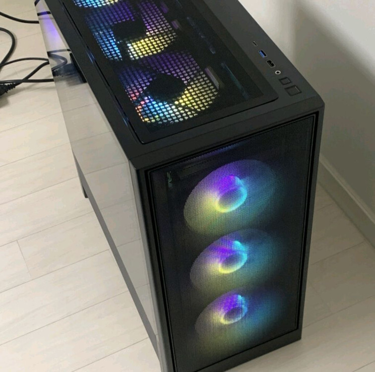 (새상품) 7800X3D 9070xt 게이밍 컴퓨터 본체 이미지