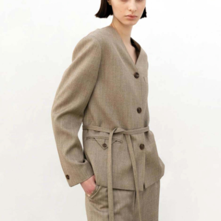 아바몰리(AVAMOLLI) 린넨 헤링본 투버튼 자켓 55-66 이미지