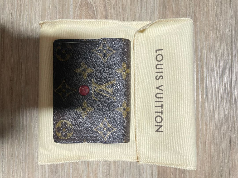 모노그램 반지갑 이미지