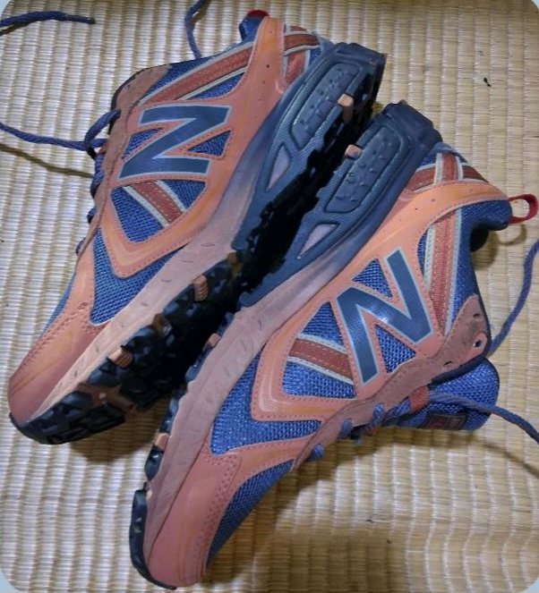 뉴발란스 410v5 트레일화 265(270) 택비포함 이미지