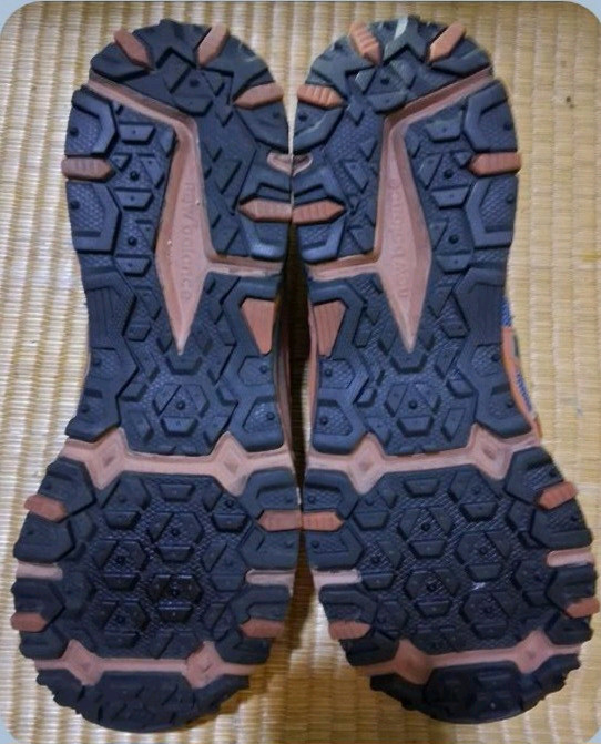 뉴발란스 410v5 트레일화 265(270) 택비포함 이미지