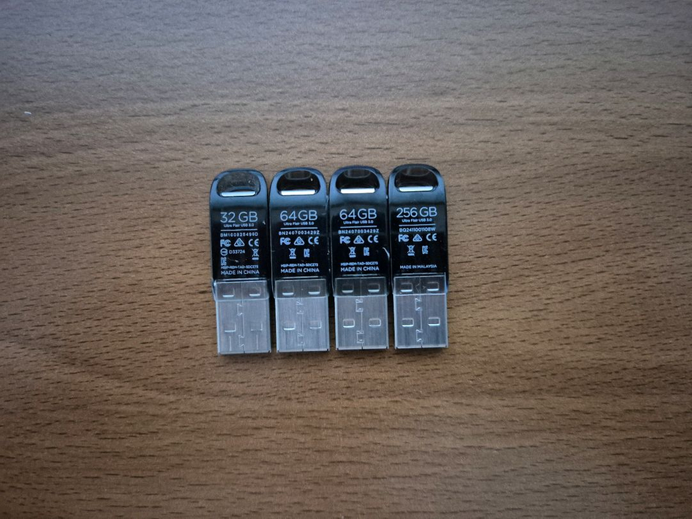 샌디스크 USB 3.0 4개 일괄 판매 합니다 이미지