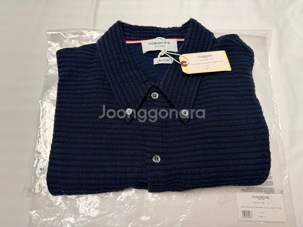 톰브라운 RWB탭 스트라이프 반팔 셔츠 4사이즈 이미지