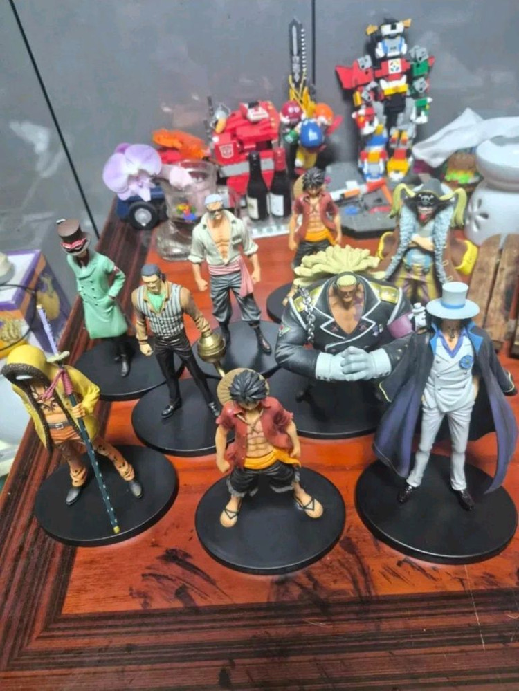 정품 일괄 원피스 극장판 스탬피드 피규어 루피 사보 스모커 로브루치 로우 이미지