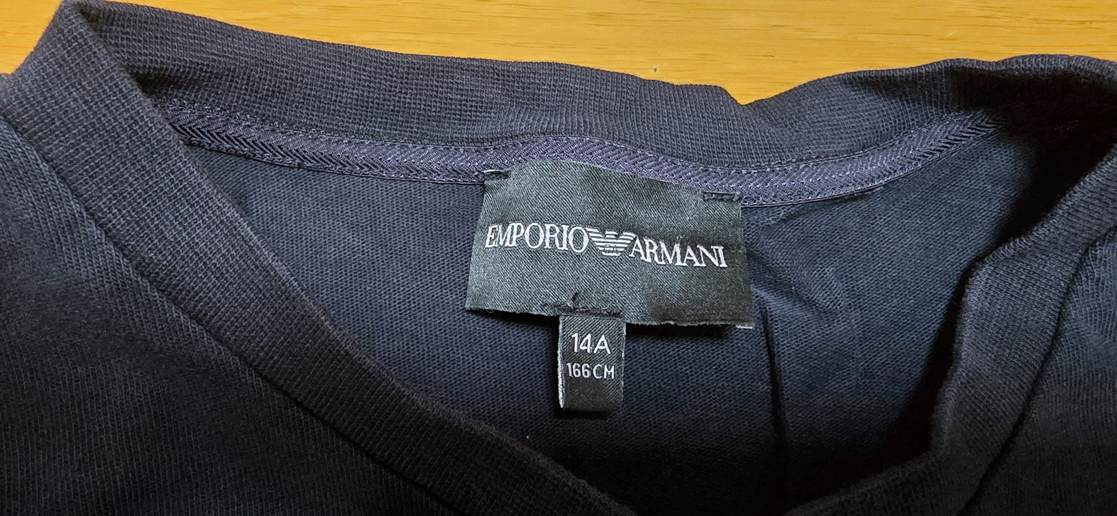 엠프리오 아르마니주니어 반팔티 14Y 블랙 이미지