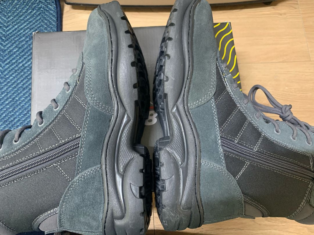 전술화 등산 트레킹 새상품 270사이즈 판매 합니다 이미지