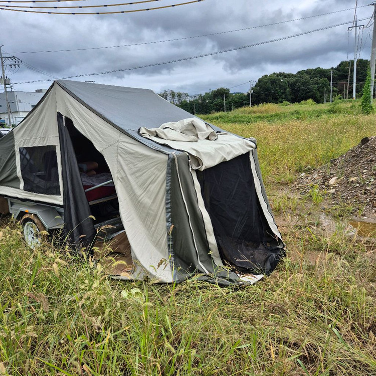 군용트레일러 75, 듀랑고 텐트트레일러의 텐트 45 이미지