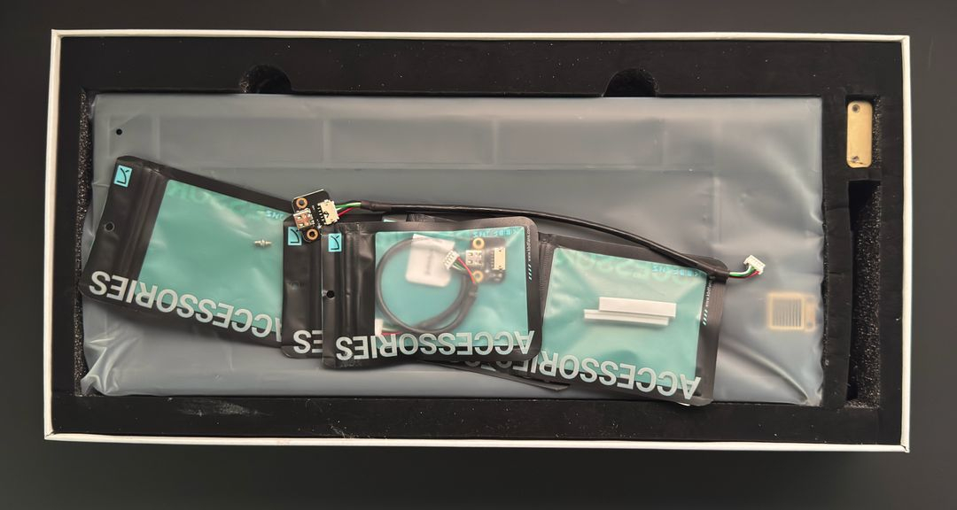 우팅80he+gt80 블랙 하우징+구성품 이미지