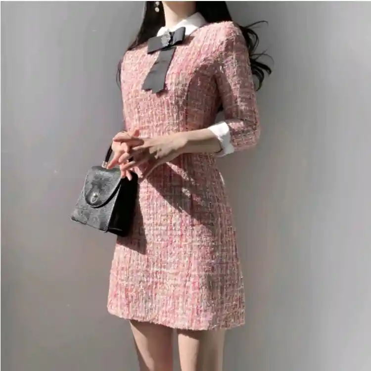 핑크 트위드 원피스 아뜨랑스 오드리버블 드레스 분홍 하객룩 파티룩 데이트룩 카라 봄 이미지