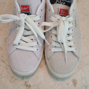 한정판 퓨마 스웨이드 한글 스니커즈 이미지