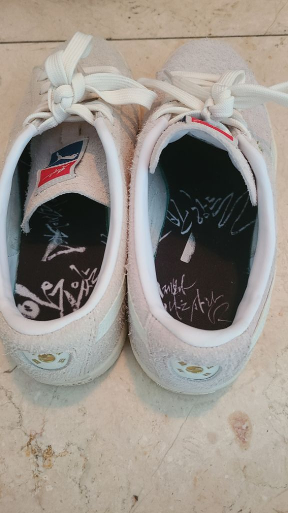 한정판 퓨마 스웨이드 한글 스니커즈 이미지