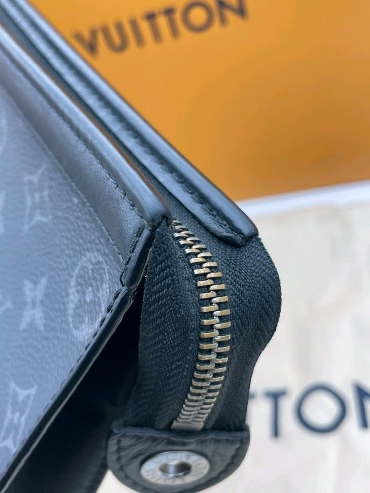 [ 정품 / 풀구성 ] 루이비통 이클립스 포쉐트 보야주 클러치백 블랙 이미지