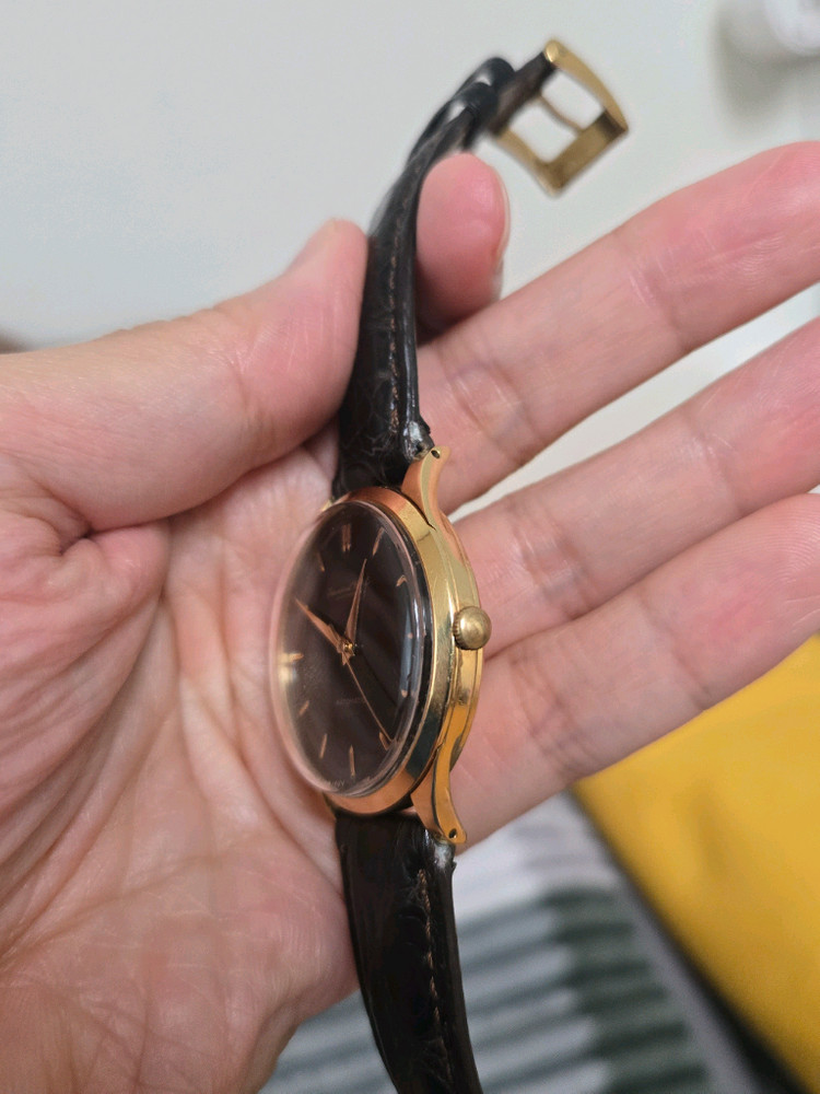 iwc 빈티지 18k 이미지