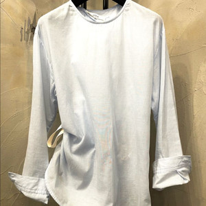 바네사브루노 아떼 백스트링 블라우스 55~66 이미지