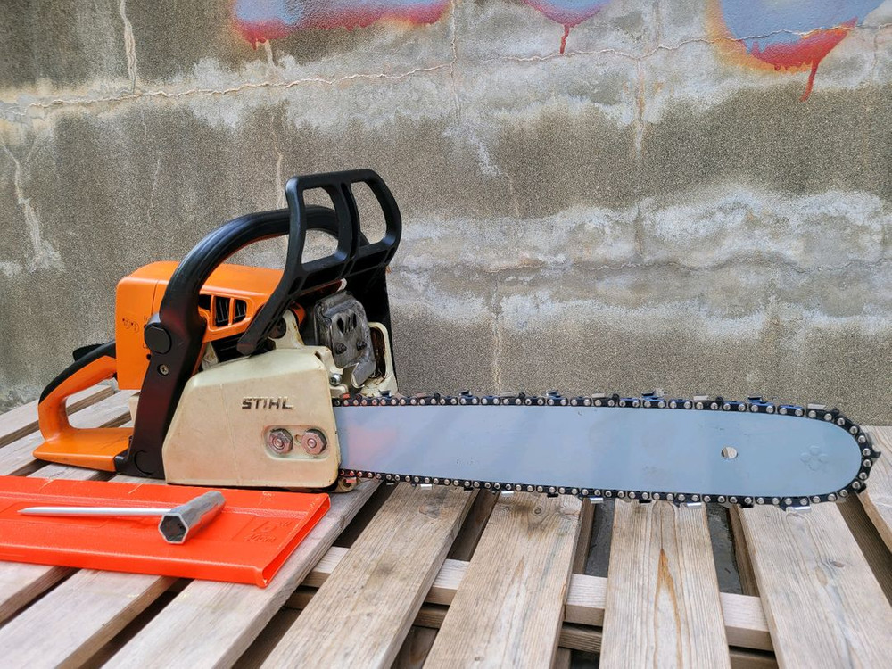 스틸 MS230 엔진톱 이미지