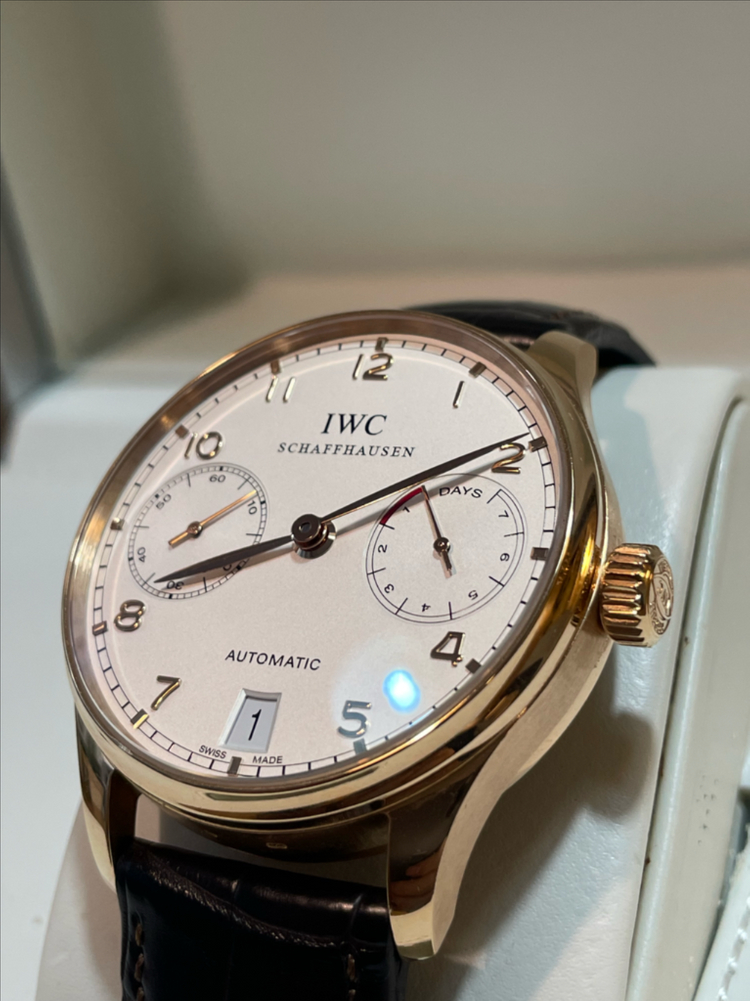 IWC 7Days 부엉이 금통 이미지