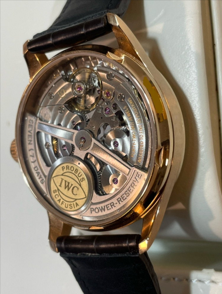 IWC 7Days 부엉이 금통 이미지