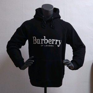 버버리 후드티 이미지