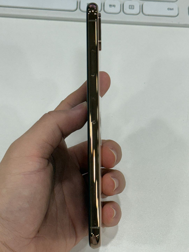 아이폰XS맥스 골드 64GB 이미지