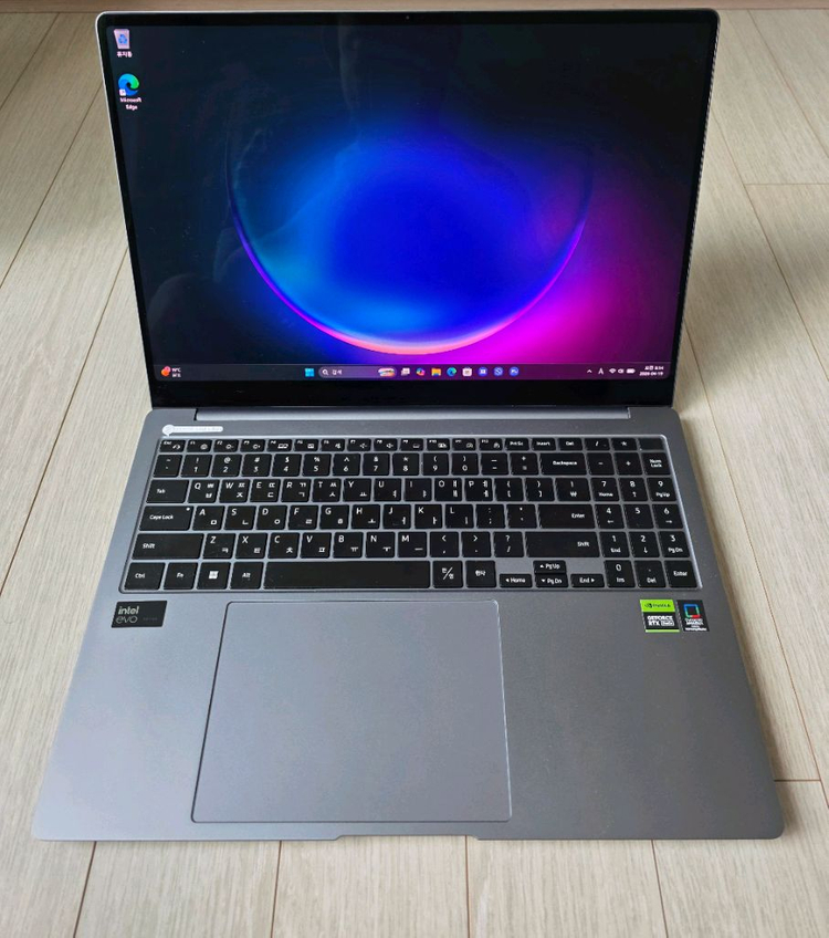 삼성 갤럭시북4 울트라 노트북 판매 이미지