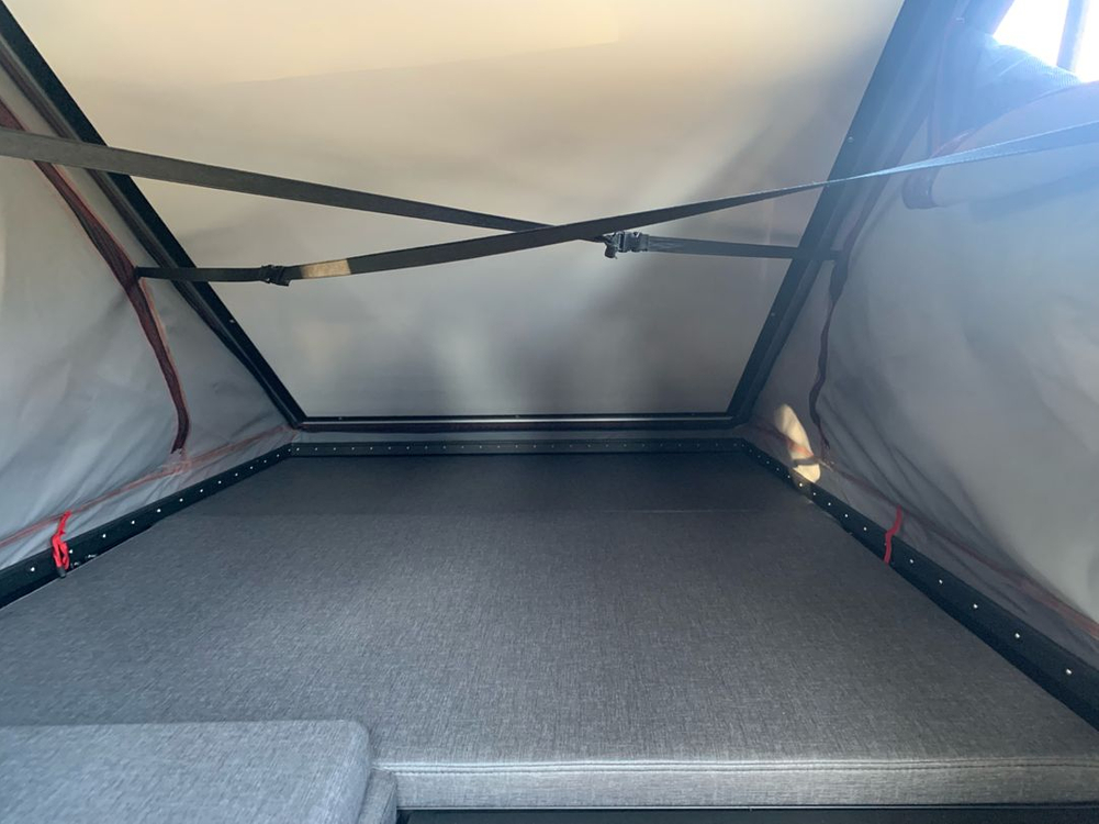 콜로라도용 캐노피 캠퍼 이미지