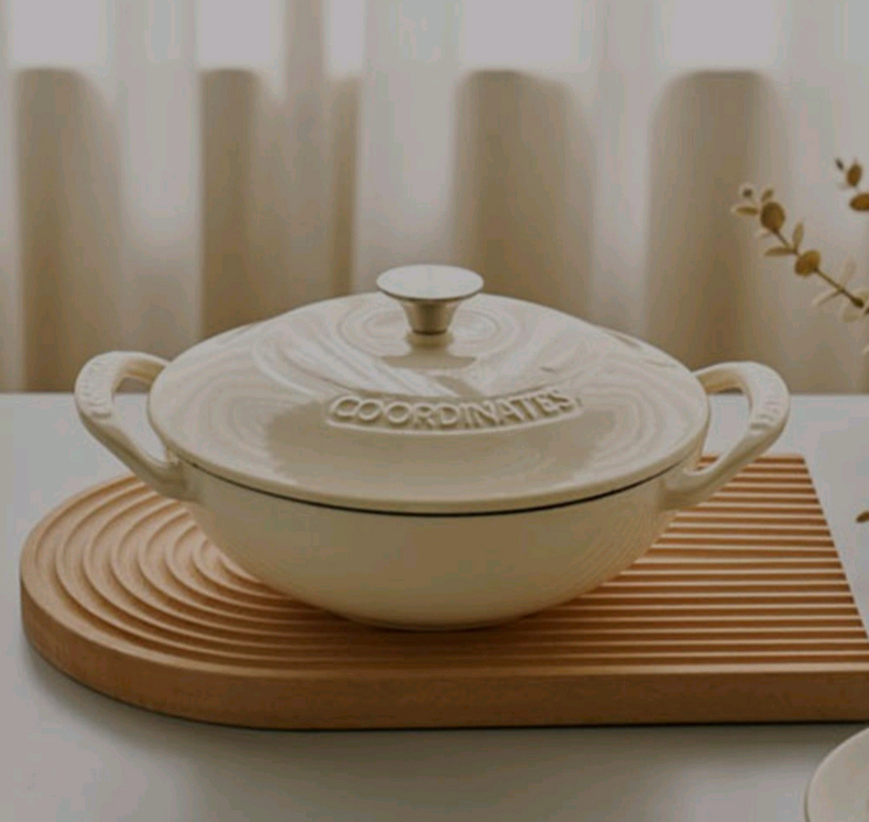 새제품 무쇠냄비 2개 배송비포함 4만5천원 팝니다 이미지