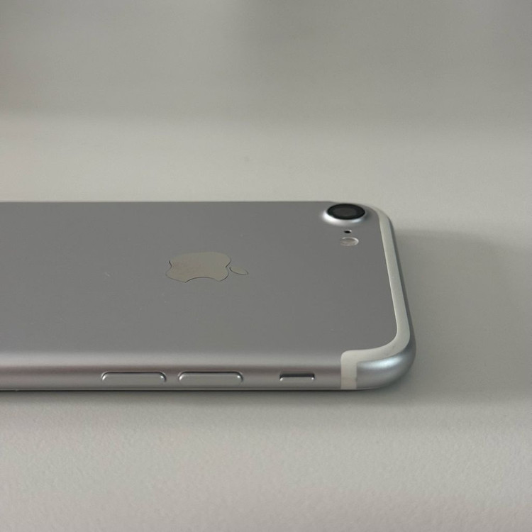 아이폰7 128GB 실버 카메라무음 배터리100% 이미지